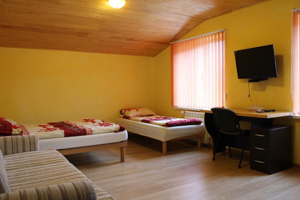 Raubichi Hotel Δωμάτιο φωτογραφία